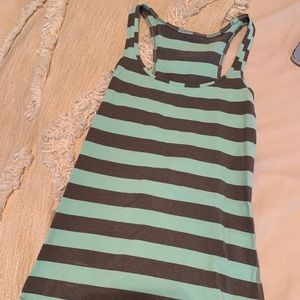 LULULEMON striped workout tank!